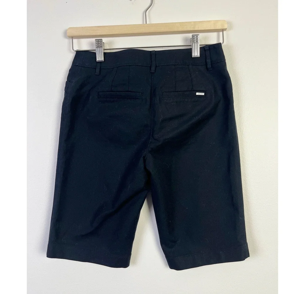 White House Black Market Minimalist Classic  Bermuda Shorts‎ Slim Fit Black 00